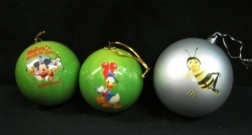 3 verzamel kerstballen 2 Disney groen/1 MacDonalds zilver,N…