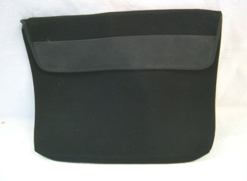 Laptophoes NIEUW,softshell, gevoerd,zwart, 35 x 28 cm,zwart
