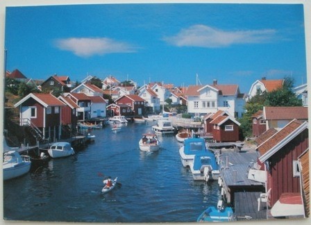 Ansichtkaart - Zweedse woningen aan het water