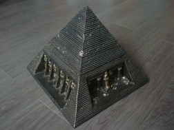 Schitterende piramide