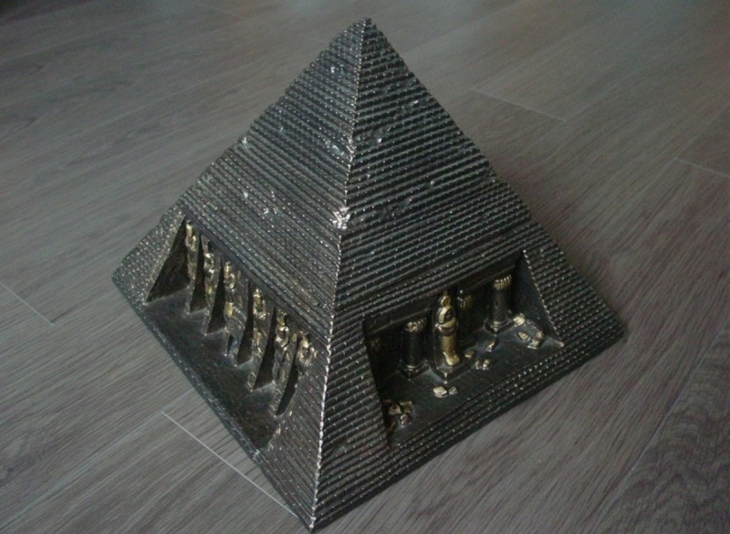 Schitterende piramide