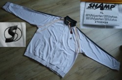 Te koop nieuw wit trainingsjack van Shamp (maat: XL).