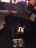 Xbox 360 Wireless Guitar Hero, 2 games + Gitaar + Drumstel!