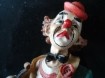 Te koop drie aardewerk clowntjes van 17 cm en 19 cm.