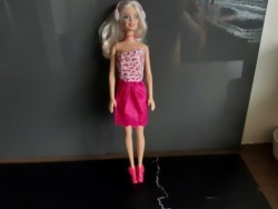 Blonde barbie 2010