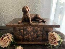 Beagle beeld op urn als set in 2 maten verkrijgbaar