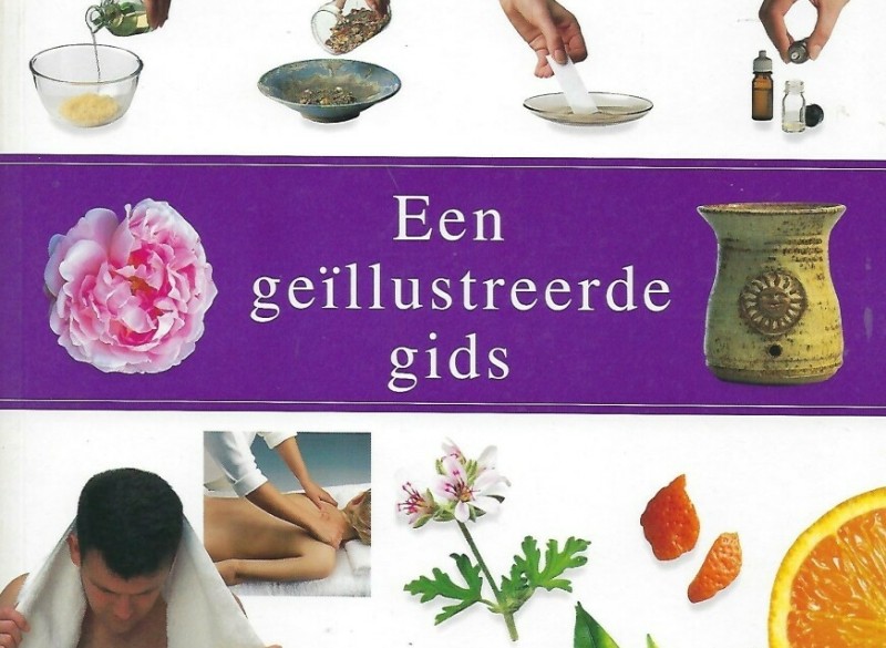 Boek Aromatherapie.