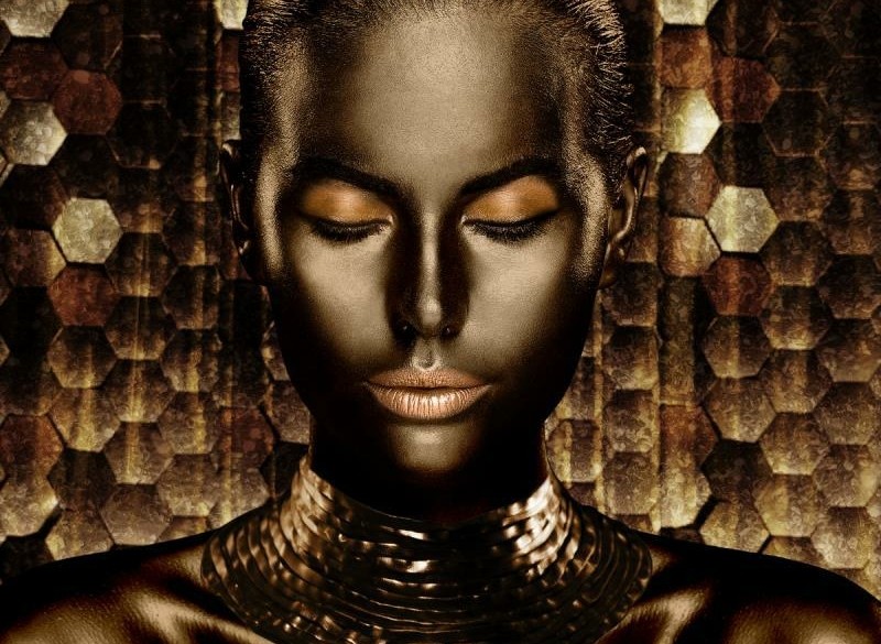 Glasschilderij vrouw met gouden make-up | Ter Halle | 086