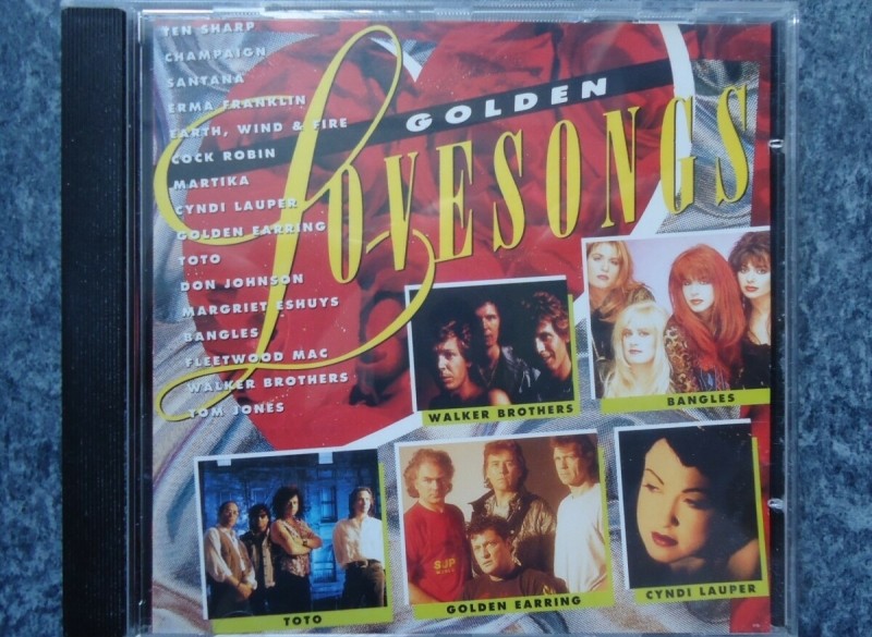 Te koop de originele verzamel-CD Golden Lovesongs van Sony.