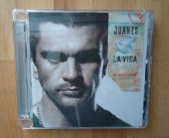 Te koop de originele CD La Vida...Es Un Ratico van Juanes.