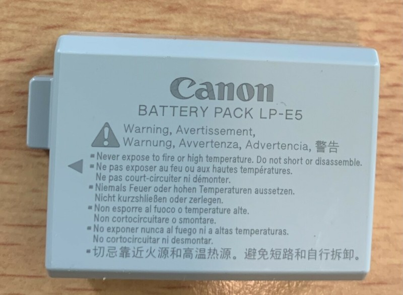 Originele Canon batterij LP-E5 met oplader
