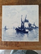 oude wanddtegel Molens  en schepen