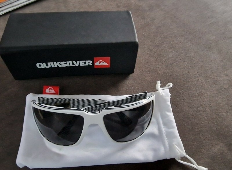 Quiksilver Dinero zonnebril  