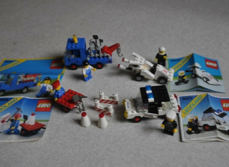 Legoland: 6623  -  6604  -  6656   -  6606 