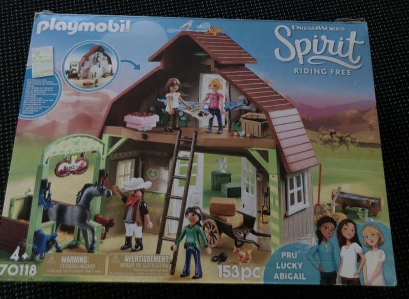 Mooie doos met playmobil boerderij met paardenstal 