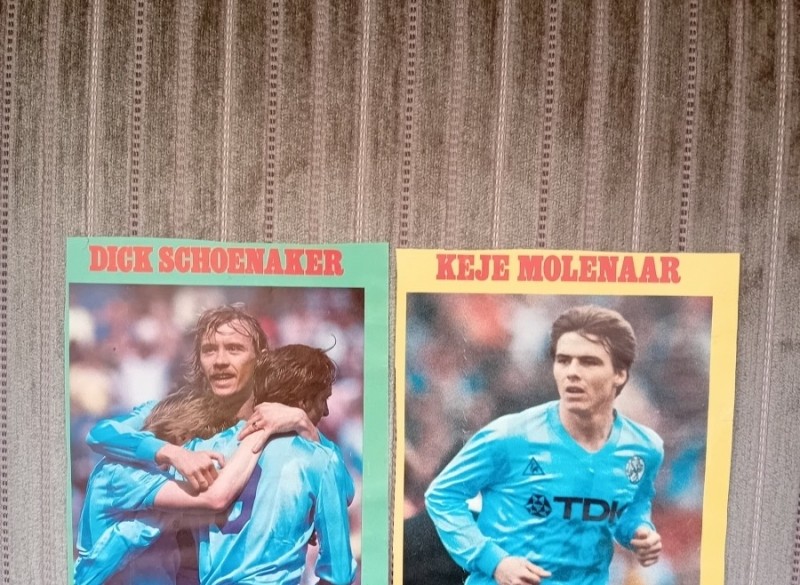 2 knipsels - Keje Molenaar en Dick Schoenaker - Ajax