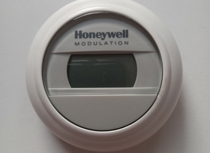 Honeywell - Round Modulation kamerthermostaat