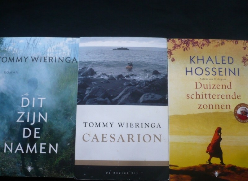 3 Boeken 2 van Tommy Wieringa 1 van Khaled Hosseini 