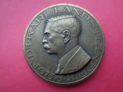 bronzen penning RODE KRUIS PROF DR KARL LANDSTEINER