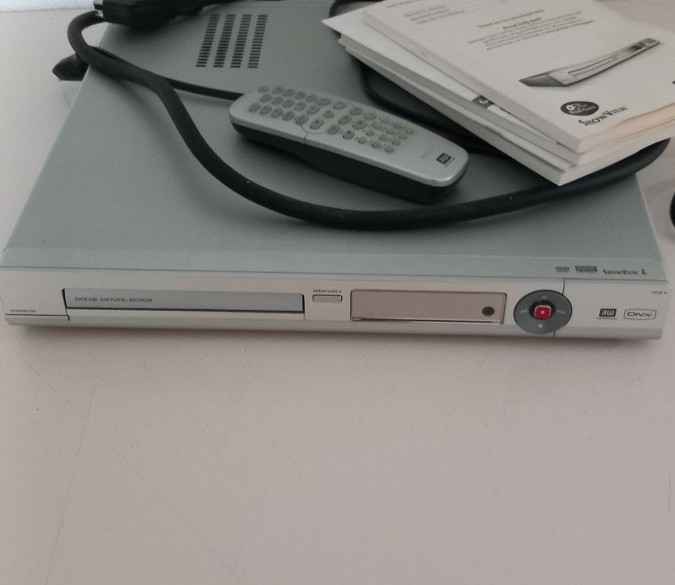 PHILIPS DVD Player/Recorder