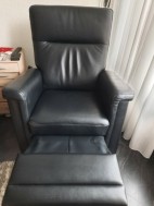 Lekkere luie stoel met electrisch uitklapbare voetensteun