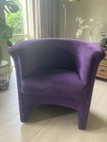 Mooie paarse fauteuil