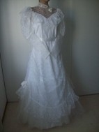 maat M, (40-42) 1x gedragen bruidsjurk - trouwjurk, 149 cm.