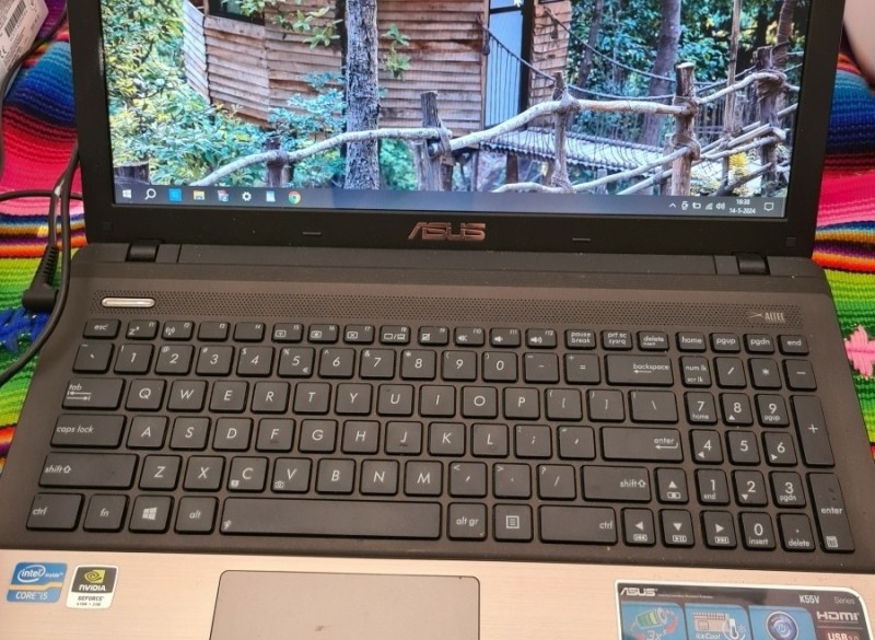 Asus laptop