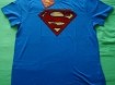 Nieuw blauw T-shirt met het logo van Superman (maat: XL).