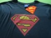 Nieuw donkerblauw T-shirt met logo van Superman (maat: XL).