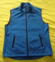 Te koop blauw vest zonder mouwen van Biaggini (maat: XL).