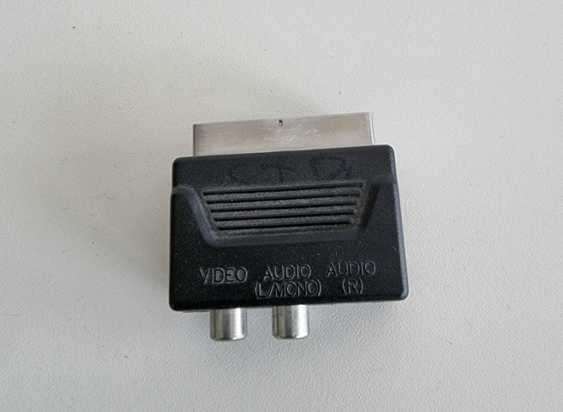 Adapter scart naar composiet