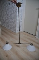 Koperen  Hanglamp  met  2  Glazen  Kelken.