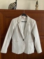 prachtige Esqualo-blazer, mt 42, enkele keer gedragen!