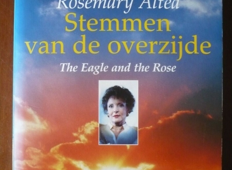 Stemmen van de overzijde Rosemary Altea.