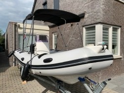 Brig Falcon 500 de luxe met Honda BF 50pk en Trailer