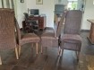 8 loom eetkamerstoelen samen  25,=€