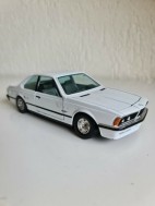 BMW 635 CSI  schaal 1/24