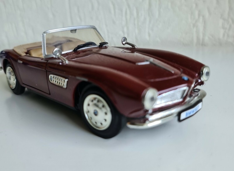 BMW 507   Schaal 1/24