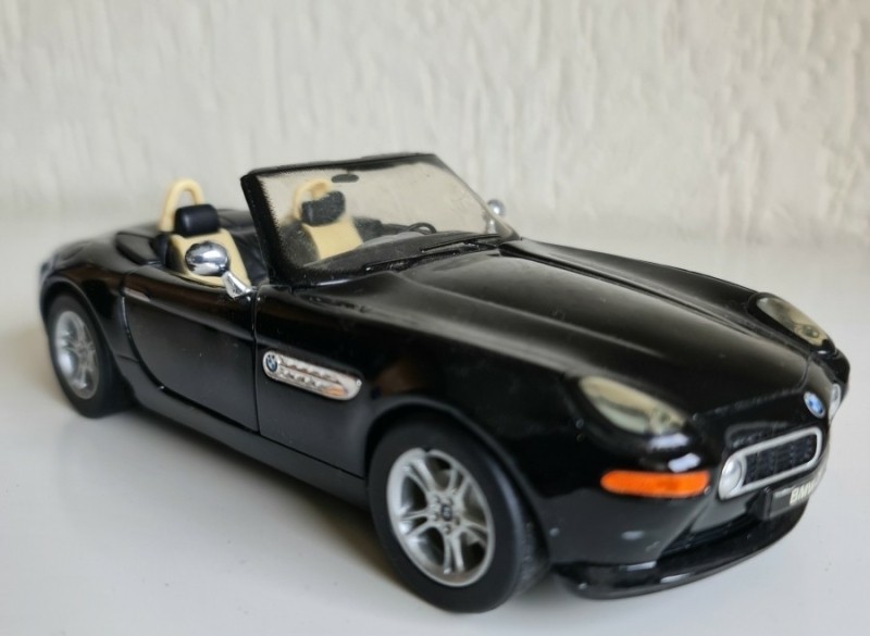 BMW z3  schaal 1/24