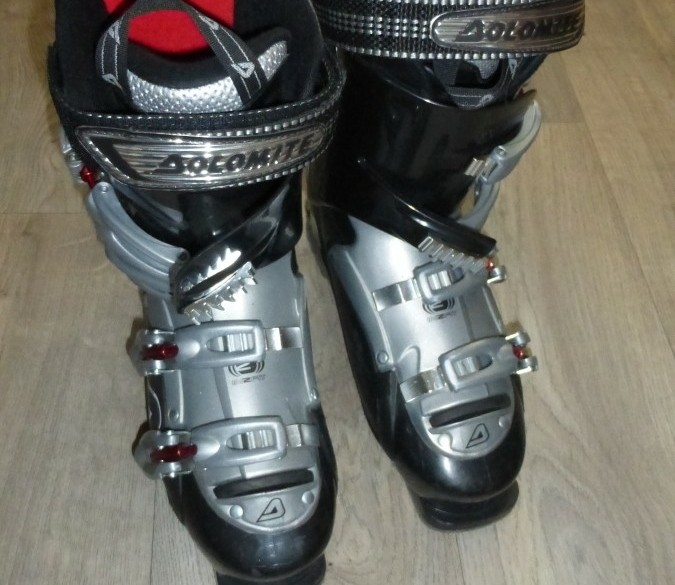 te koop skischoenen