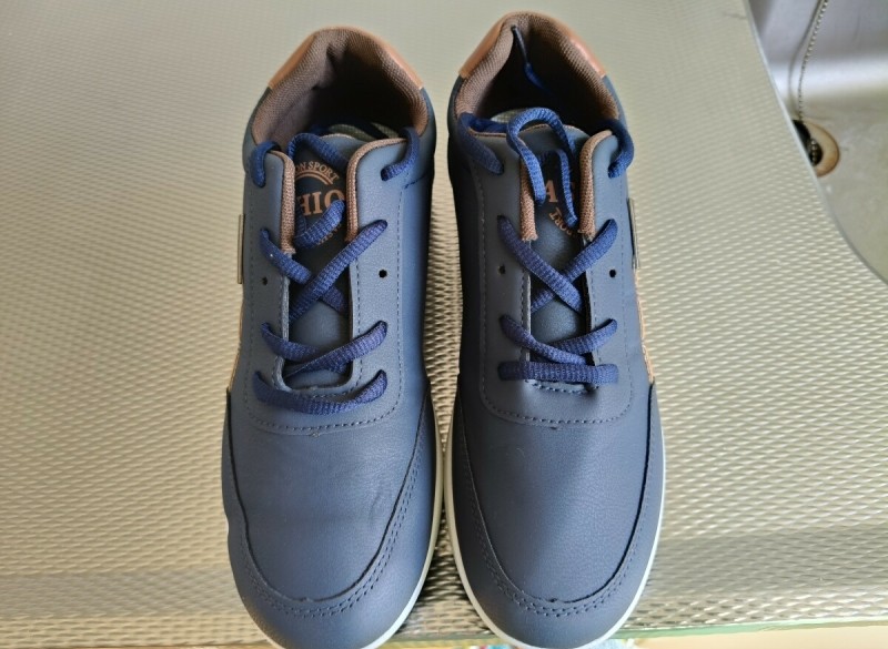 blauwe heren schoenen 