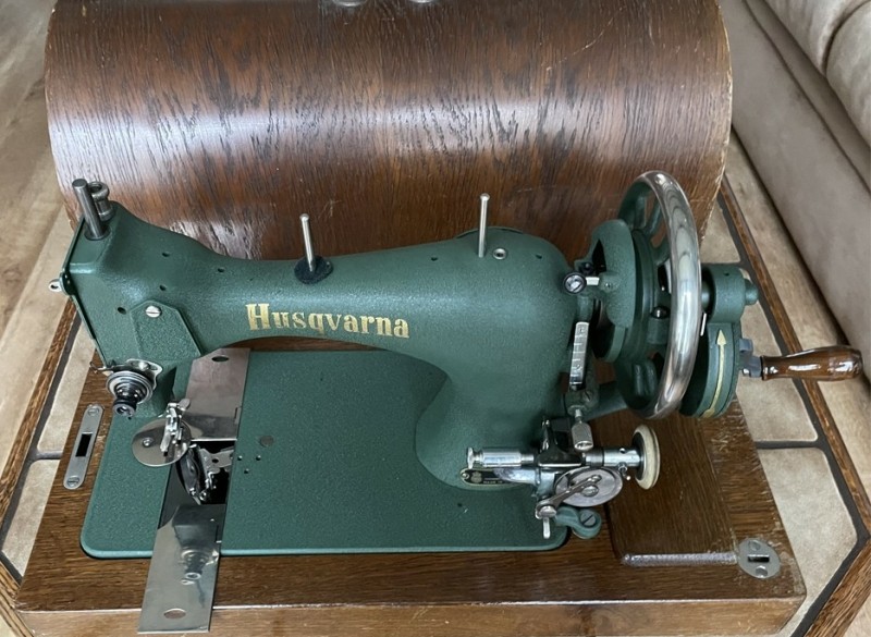 Husqvarna Handnaaimachine