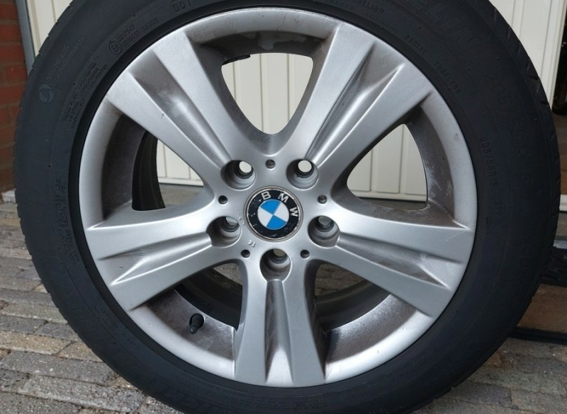 banden en velgen 205/55 R16 