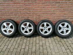 Winterbanden op ALUMINIUM velg -  205/55 R16