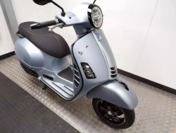 2023 Piaggio Vespa GTS 300 SUPERTECH