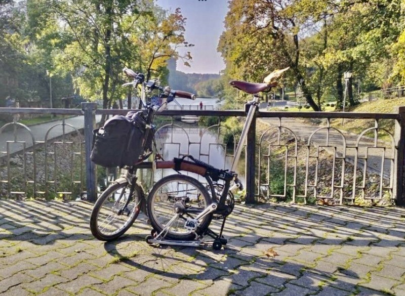 Gezocht een of twee Brompton Vouwfietsen voor de Caravan 