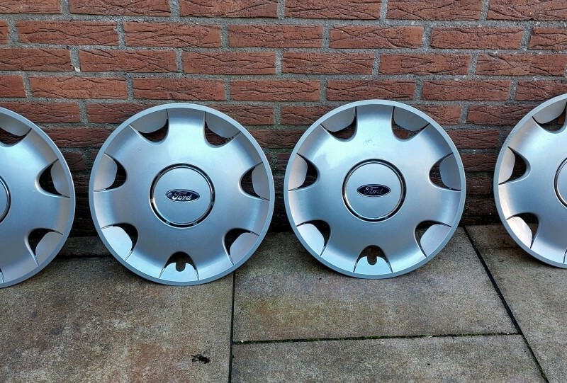 Set 4x Wieldoppen t.b.v. 15 inch stalen velgen (Ford)