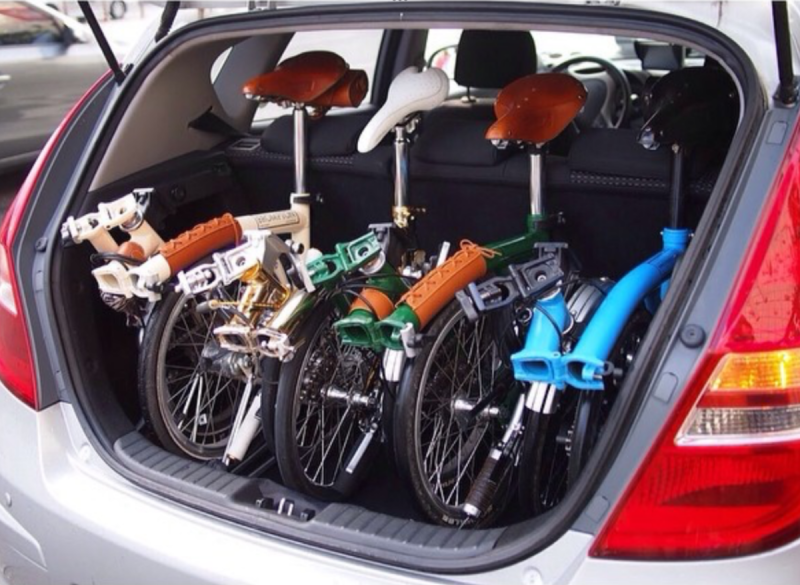 Voor de Auto en Caravan zoek ik Brompton Vouwfietsen 