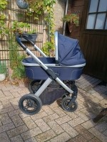 Musty kinderwagen